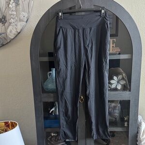 Women's Black High-Rise Performance Leggings